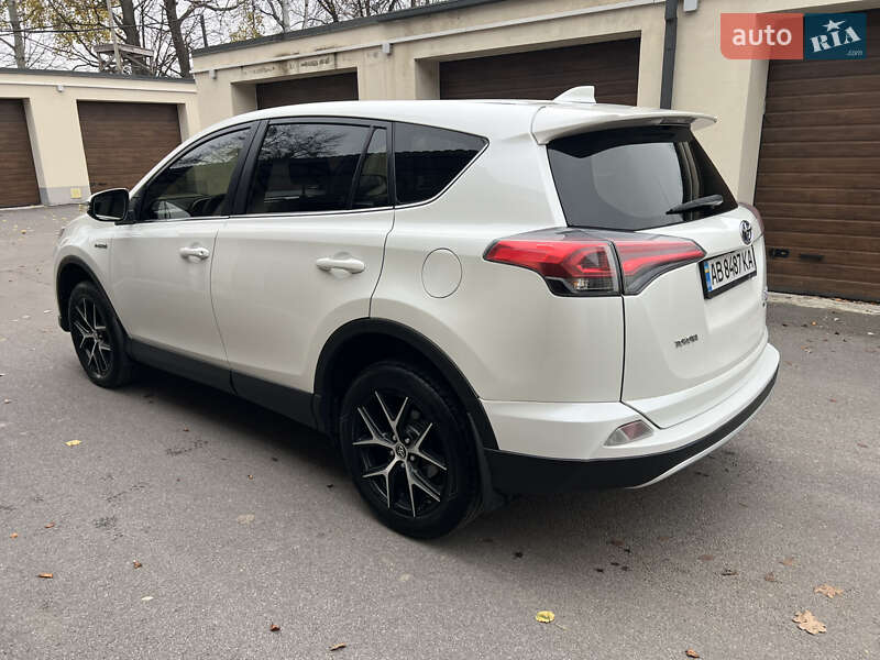 Внедорожник / Кроссовер Toyota RAV4 2017 в Виннице фото 13 Внедорожник / Кроссовер Toyota RAV4 2017 в Виннице