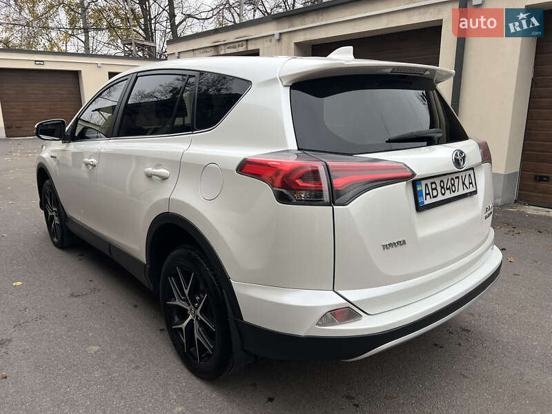 Внедорожник / Кроссовер Toyota RAV4 2017 в Виннице фото 14 Внедорожник / Кроссовер Toyota RAV4 2017 в Виннице