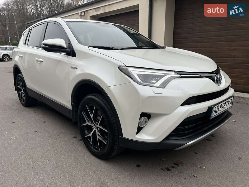 Внедорожник / Кроссовер Toyota RAV4 2017 в Виннице фото 26 Внедорожник / Кроссовер Toyota RAV4 2017 в Виннице