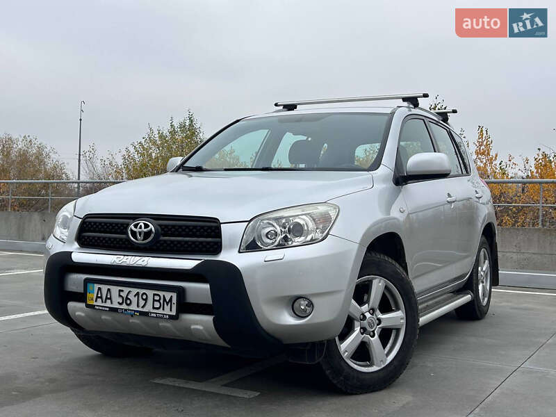 Внедорожник / Кроссовер Toyota RAV4 2006 в Киеве фото 2 Внедорожник / Кроссовер Toyota RAV4 2006 в Киеве