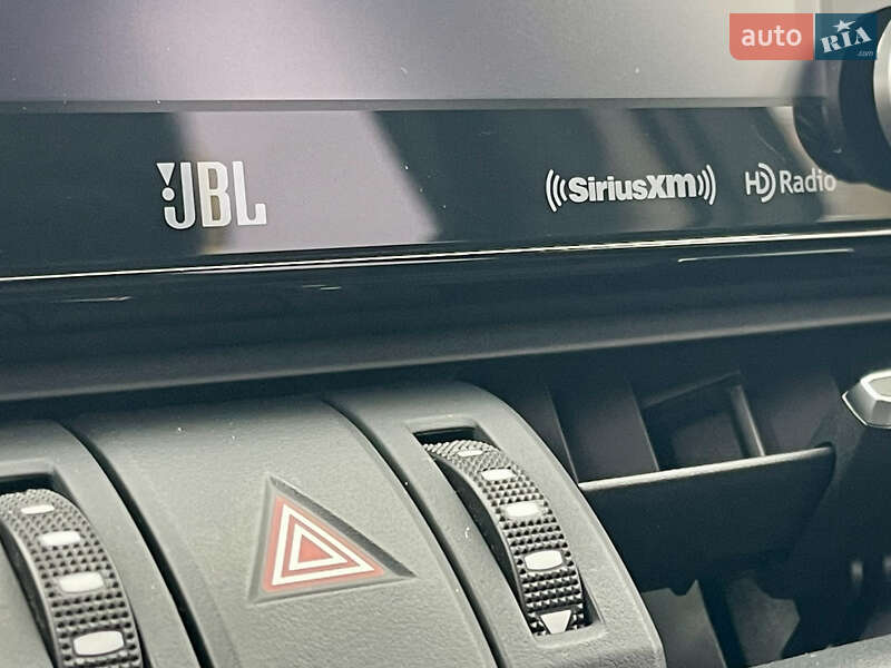 Внедорожник / Кроссовер Toyota RAV4 2019 в Киеве