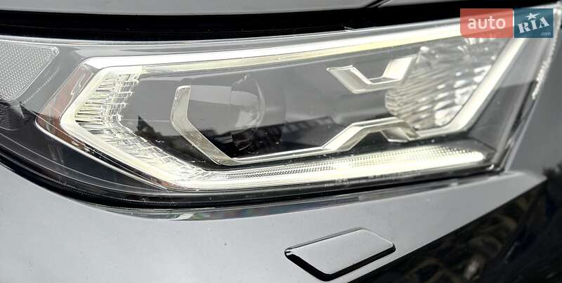 Внедорожник / Кроссовер Toyota RAV4 2021 в Днепре