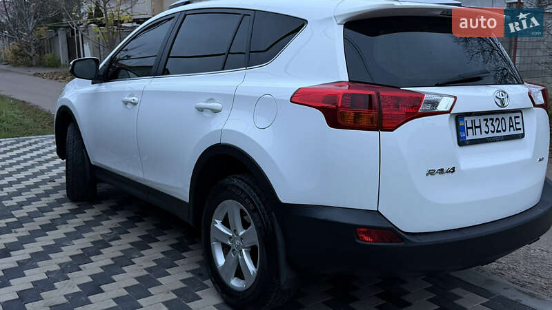 Позашляховик / Кросовер Toyota RAV4 2013 в Одесі