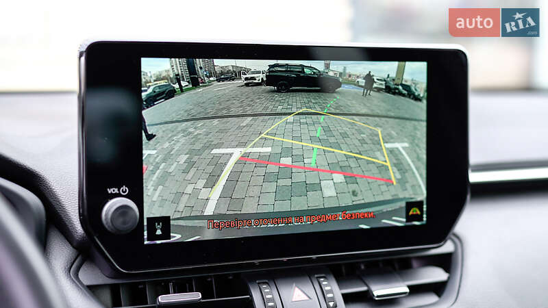 Позашляховик / Кросовер Toyota RAV4 2024 в Львові