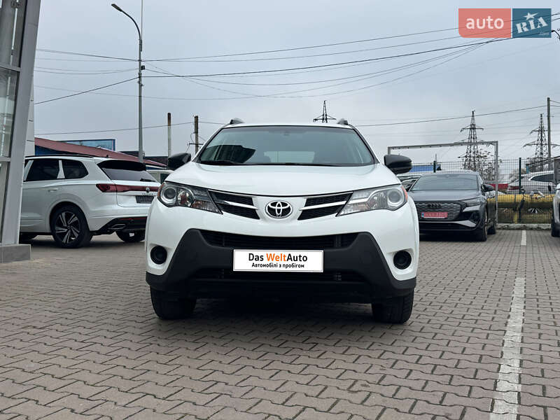 Внедорожник / Кроссовер Toyota RAV4 2015 в Черновцах фото 2 Внедорожник / Кроссовер Toyota RAV4 2015 в Черновцах