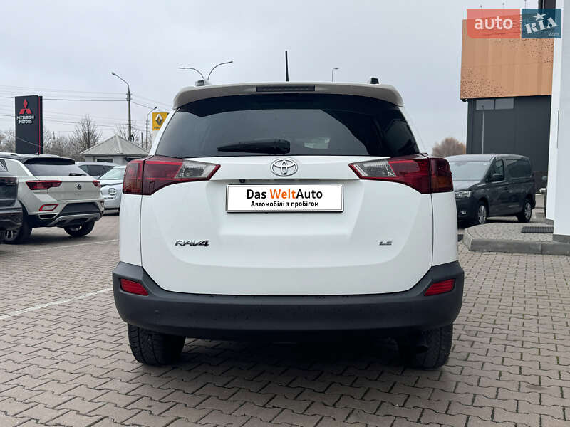 Внедорожник / Кроссовер Toyota RAV4 2015 в Черновцах фото 7 Внедорожник / Кроссовер Toyota RAV4 2015 в Черновцах
