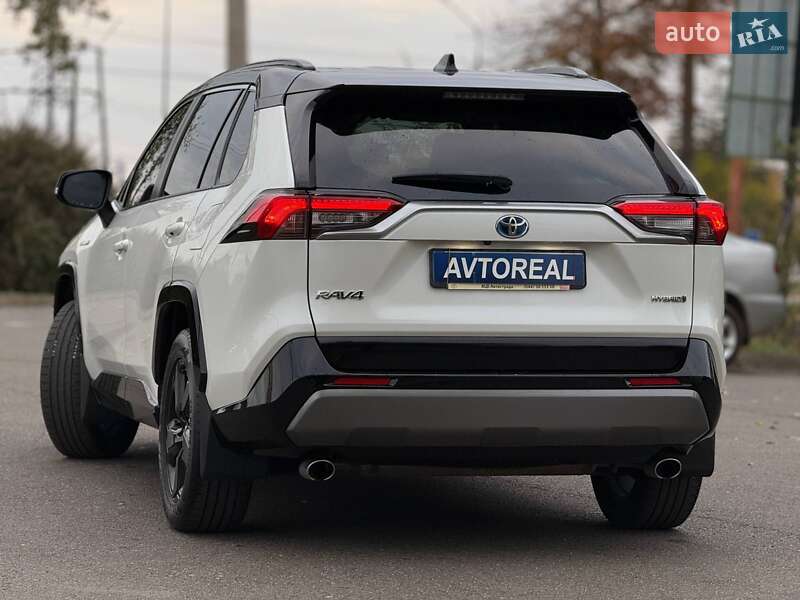 Позашляховик / Кросовер Toyota RAV4 2019 в Кривому Розі