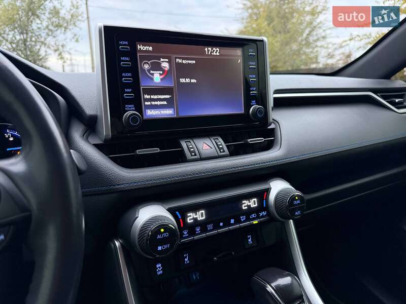 Позашляховик / Кросовер Toyota RAV4 2019 в Кривому Розі