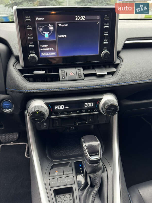 Внедорожник / Кроссовер Toyota RAV4 2018 в Киеве фото 41 Внедорожник / Кроссовер Toyota RAV4 2018 в Киеве