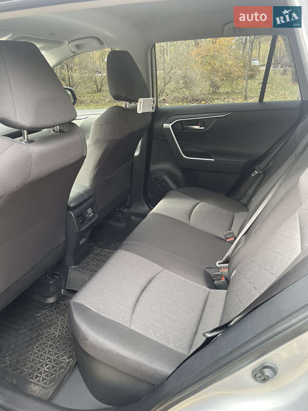 Позашляховик / Кросовер Toyota RAV4 2024 в Кропивницькому фото 9 Позашляховик / Кросовер Toyota RAV4 2024 в Кропивницькому