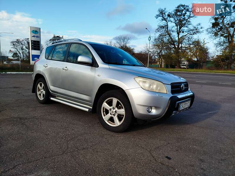 Внедорожник / Кроссовер Toyota RAV4 2006 в Черкассах фото 2 Внедорожник / Кроссовер Toyota RAV4 2006 в Черкассах