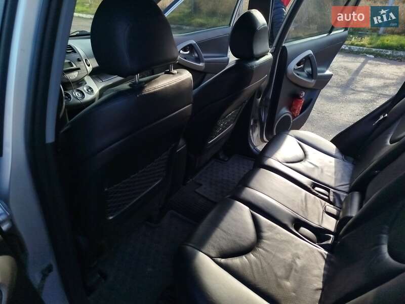 Внедорожник / Кроссовер Toyota RAV4 2006 в Черкассах фото 17 Внедорожник / Кроссовер Toyota RAV4 2006 в Черкассах