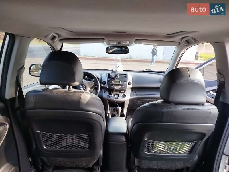 Внедорожник / Кроссовер Toyota RAV4 2006 в Черкассах фото 18 Внедорожник / Кроссовер Toyota RAV4 2006 в Черкассах