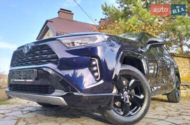 Внедорожник / Кроссовер Toyota RAV4 2022 в Ровно