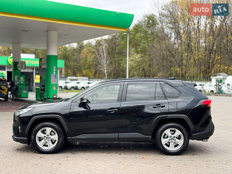Внедорожник / Кроссовер Toyota RAV4 2019 в Киеве фото 3 Внедорожник / Кроссовер Toyota RAV4 2019 в Киеве