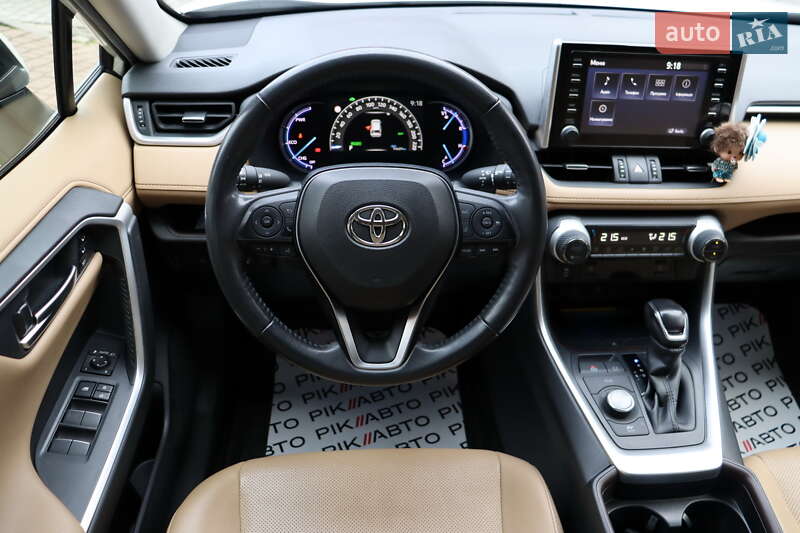 Позашляховик / Кросовер Toyota RAV4 2020 в Львові фото 39 Позашляховик / Кросовер Toyota RAV4 2020 в Львові