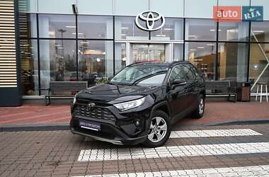 Внедорожник / Кроссовер Toyota RAV4 2023 в Киеве