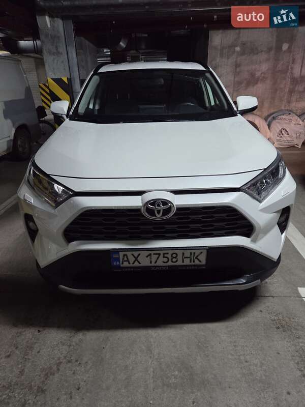 Toyota RAV4 2019