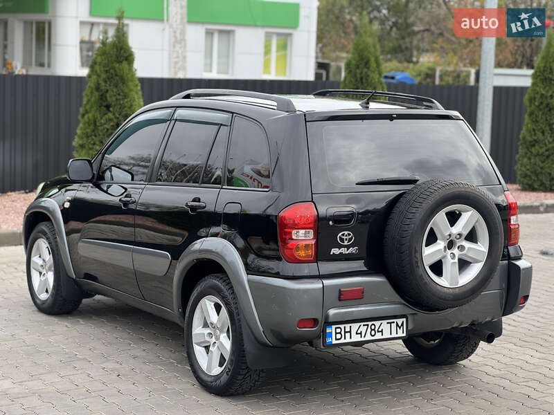 Внедорожник / Кроссовер Toyota RAV4 2004 в Одессе