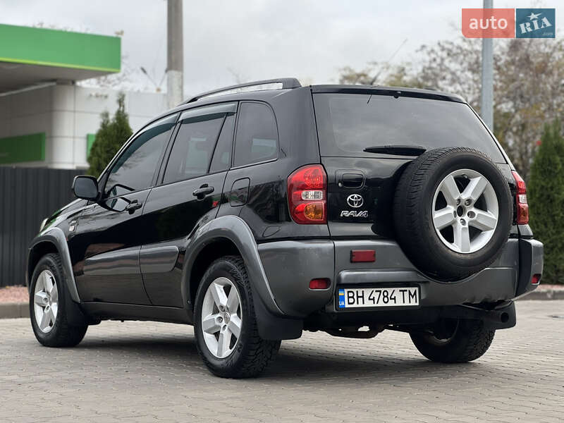 Внедорожник / Кроссовер Toyota RAV4 2004 в Одессе