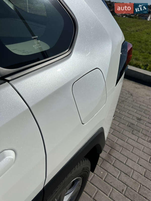 Внедорожник / Кроссовер Toyota RAV4 2024 в Одессе фото 6 Внедорожник / Кроссовер Toyota RAV4 2024 в Одессе