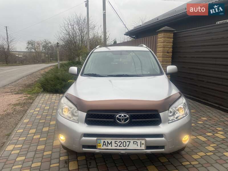 Позашляховик / Кросовер Toyota RAV4 2007 в Житомирі фото 14 Позашляховик / Кросовер Toyota RAV4 2007 в Житомирі