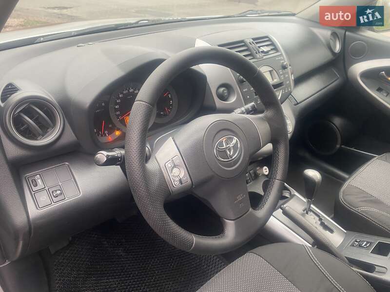 Позашляховик / Кросовер Toyota RAV4 2007 в Житомирі фото 43 Позашляховик / Кросовер Toyota RAV4 2007 в Житомирі