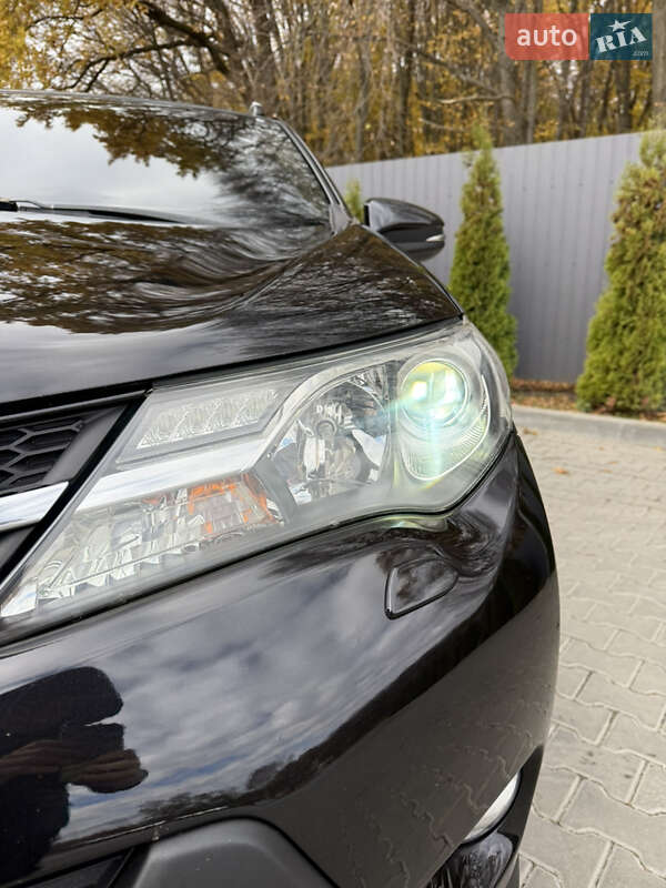 Позашляховик / Кросовер Toyota RAV4 2013 в Тернополі фото 3 Позашляховик / Кросовер Toyota RAV4 2013 в Тернополі
