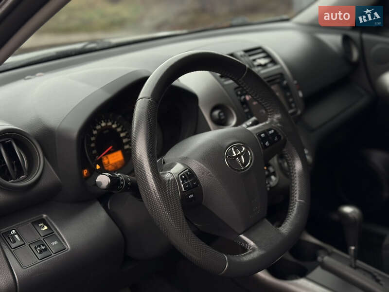 Внедорожник / Кроссовер Toyota RAV4 2012 в Ивано-Франковске фото 8 Внедорожник / Кроссовер Toyota RAV4 2012 в Ивано-Франковске