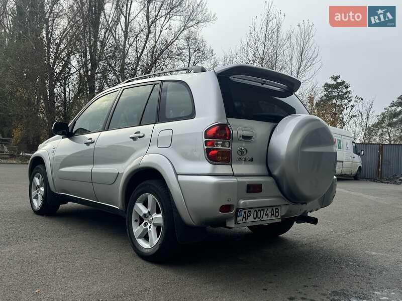 Позашляховик / Кросовер Toyota RAV4 2004 в Одесі