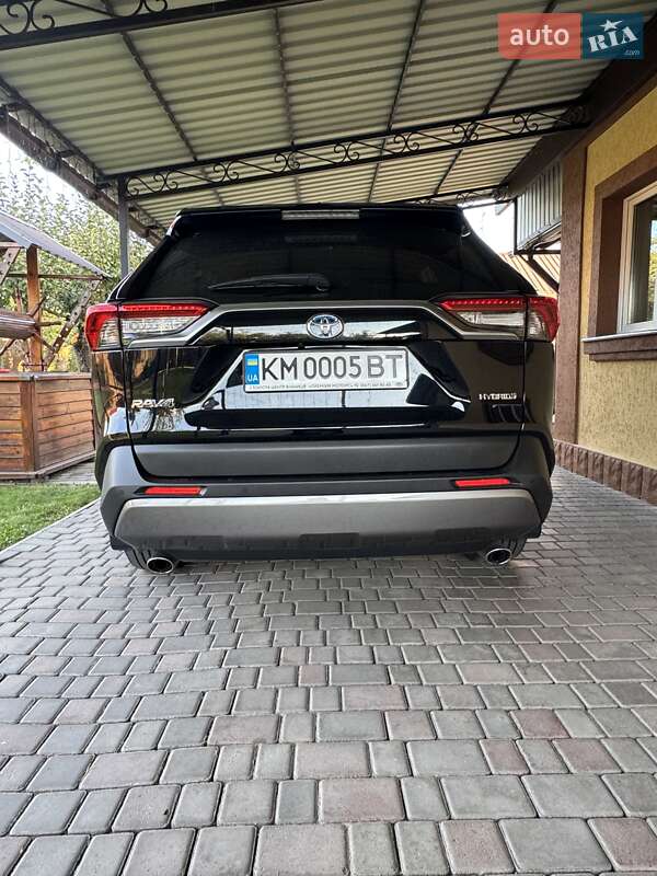 Позашляховик / Кросовер Toyota RAV4 2020 в Коростені