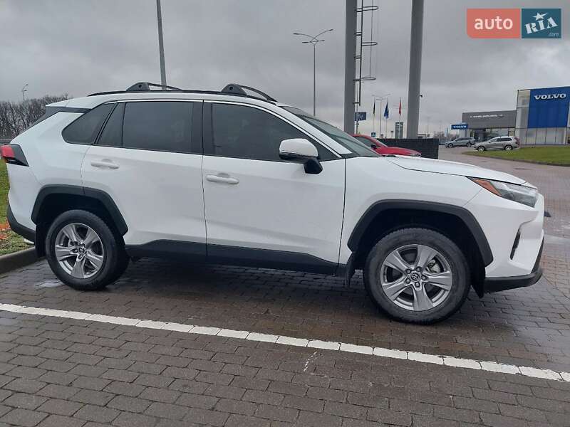 Внедорожник / Кроссовер Toyota RAV4 2024 в Киеве фото 9 Внедорожник / Кроссовер Toyota RAV4 2024 в Киеве