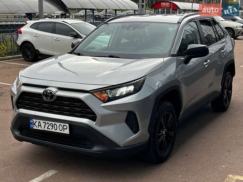 Внедорожник / Кроссовер Toyota RAV4 2021 в Киеве фото 2 Внедорожник / Кроссовер Toyota RAV4 2021 в Киеве