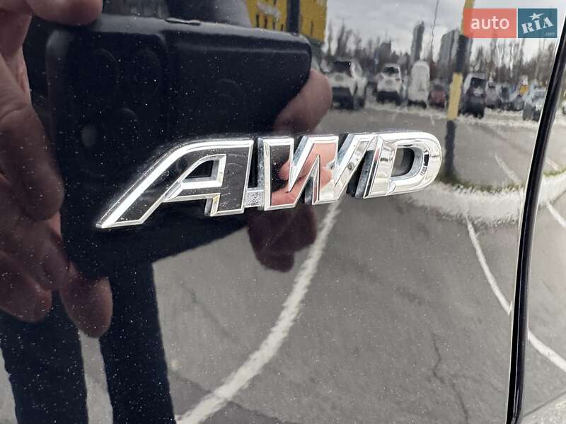 Позашляховик / Кросовер Toyota RAV4 2020 в Києві