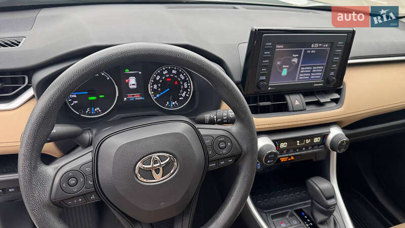 Внедорожник / Кроссовер Toyota RAV4 2022 в Киеве