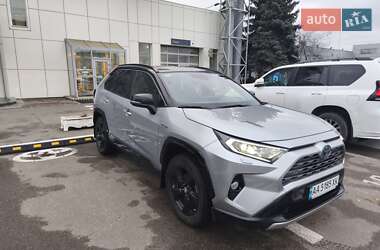 Внедорожник / Кроссовер Toyota RAV4 2019 в Киеве
