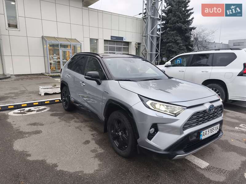 Внедорожник / Кроссовер Toyota RAV4 2019 в Киеве фото 2 Внедорожник / Кроссовер Toyota RAV4 2019 в Киеве