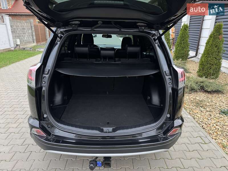 Внедорожник / Кроссовер Toyota RAV4 2016 в Одессе фото 43 Внедорожник / Кроссовер Toyota RAV4 2016 в Одессе