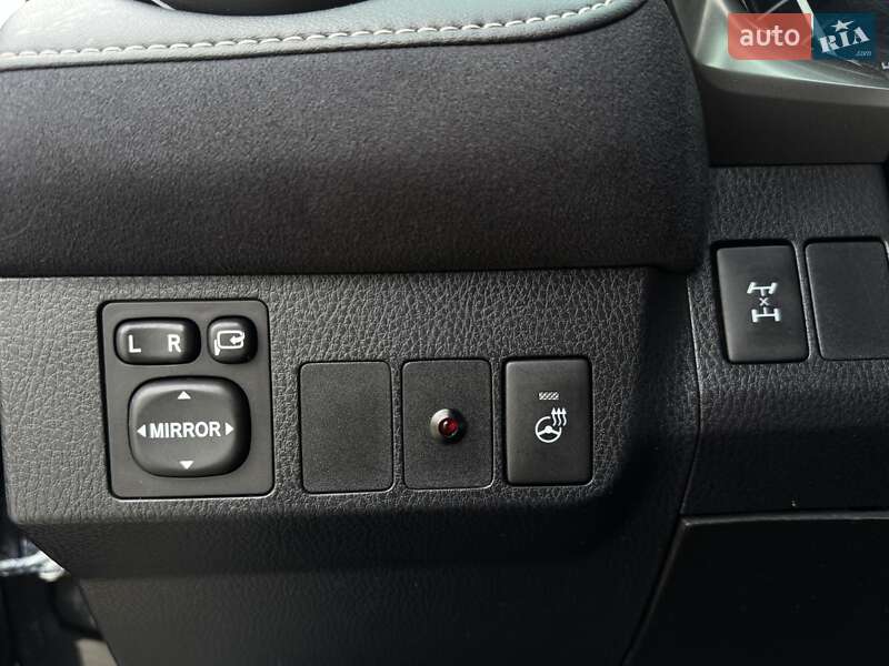 Внедорожник / Кроссовер Toyota RAV4 2016 в Одессе фото 66 Внедорожник / Кроссовер Toyota RAV4 2016 в Одессе