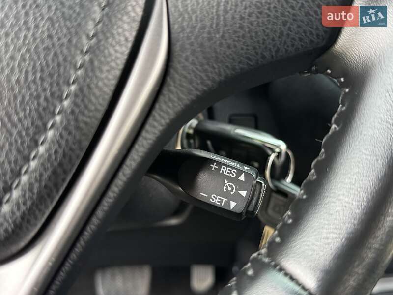 Внедорожник / Кроссовер Toyota RAV4 2016 в Одессе фото 72 Внедорожник / Кроссовер Toyota RAV4 2016 в Одессе