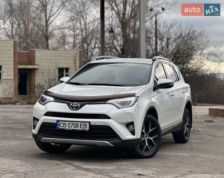 Внедорожник / Кроссовер Toyota RAV4 2016 в Киеве