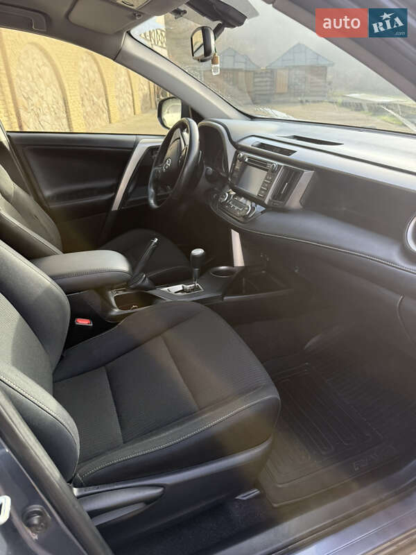 Внедорожник / Кроссовер Toyota RAV4 2014 в Ивано-Франковске фото 8 Внедорожник / Кроссовер Toyota RAV4 2014 в Ивано-Франковске