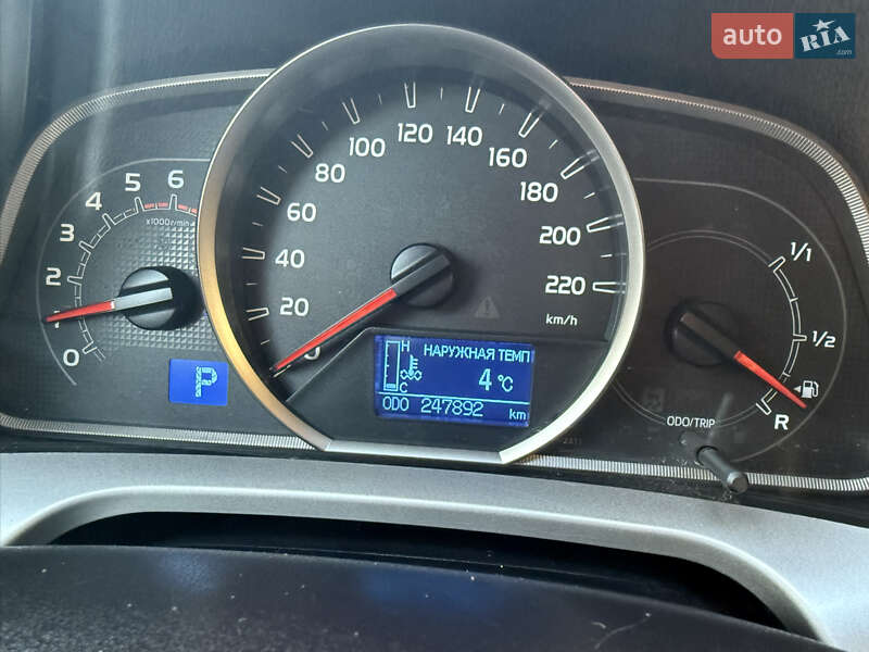 Внедорожник / Кроссовер Toyota RAV4 2014 в Ивано-Франковске фото 18 Внедорожник / Кроссовер Toyota RAV4 2014 в Ивано-Франковске