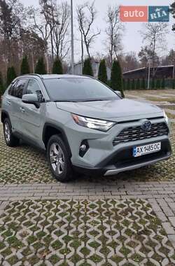 Внедорожник / Кроссовер Toyota RAV4 2022 в Харькове
