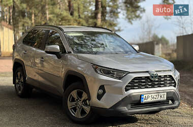 Внедорожник / Кроссовер Toyota RAV4 2019 в Киеве