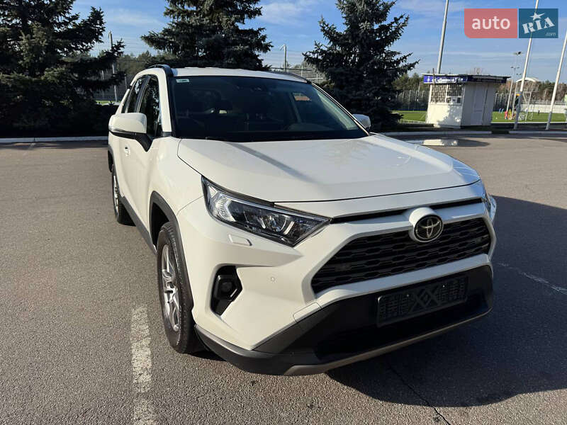 Внедорожник / Кроссовер Toyota RAV4 2022 в Киеве фото 2 Внедорожник / Кроссовер Toyota RAV4 2022 в Киеве