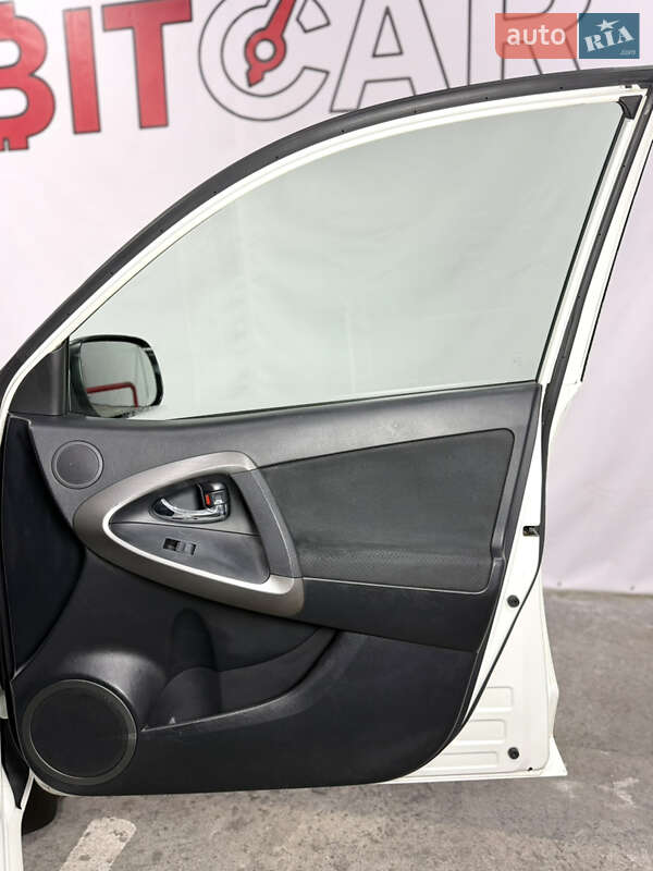 Внедорожник / Кроссовер Toyota RAV4 2010 в Одессе фото 43 Внедорожник / Кроссовер Toyota RAV4 2010 в Одессе