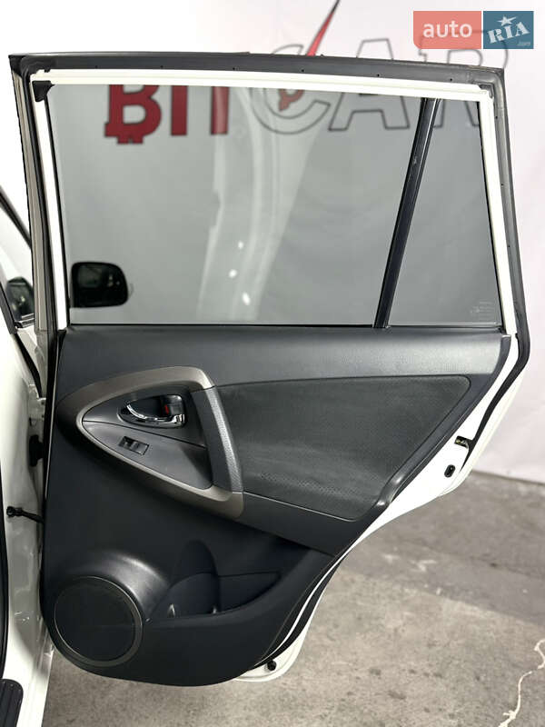 Внедорожник / Кроссовер Toyota RAV4 2010 в Одессе фото 48 Внедорожник / Кроссовер Toyota RAV4 2010 в Одессе