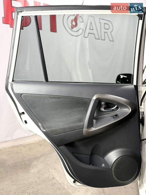 Внедорожник / Кроссовер Toyota RAV4 2010 в Одессе фото 52 Внедорожник / Кроссовер Toyota RAV4 2010 в Одессе