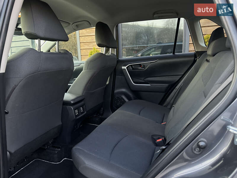 Внедорожник / Кроссовер Toyota RAV4 2019 в Шептицькому фото 49 Внедорожник / Кроссовер Toyota RAV4 2019 в Шептицькому
